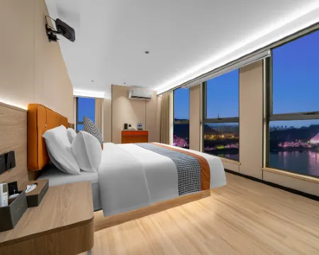 Jiangshang Homestay (Yichang Three Gorges Tourist Center Wanda Plaza Branch) Hotels in Yichang