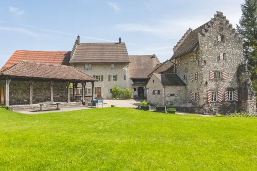 Brugg Youth Hostel - Hostels
