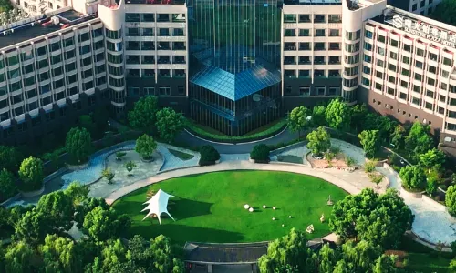 Sunstone Plaza Hotel