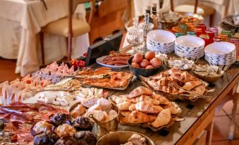 Ambra Cortina Luxury&Fashion Hotel