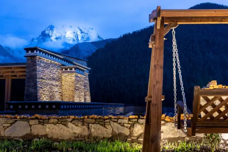 ZENVEW YADING Отели в г. Даочжен