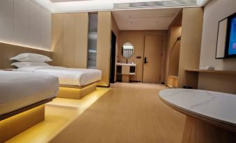 Qian Xi Zhizun Hotel