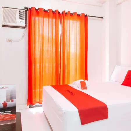 RedDoorz Near Naia Terminal 1