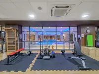 Novotel Krakow Centrum Hoteles cerca de Galería Artemis