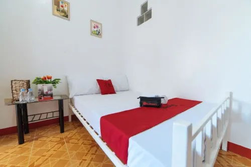 RedDoorz @ Pag Asa Rawis Legazpi