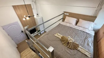 The loft living space Hoteles cerca de Bang Pu Recreation Center