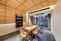 Misty Hidden Beauty Inn