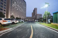 Jin'an Hotel (International Trade City) - Bãi đậu xe