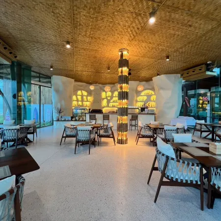 Luxtalay Khanom Hotel