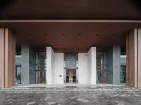 Eterna Venue Resort Jingmai Hotels near The Old Bulang Ethnicity Village of Wenji