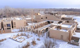 Dongyi Dunhuang Hotels and Resorts