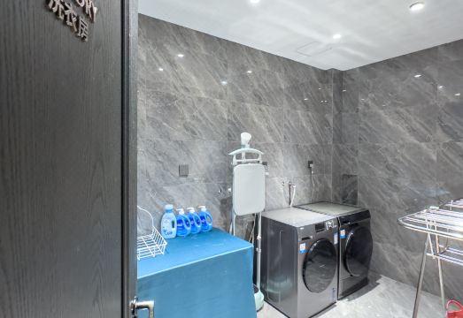 2. 하얼빈 시 에르..