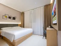 โรงแรมโฮมอินน์ รุ่ยบายยูน คลาวด์ (ศูนย์กีฬาห้าวงแหวน ตงซีอู่ อู่ฮั่น) โรงแรมใกล้สวนสาธารณะหม่าโถวถาน
