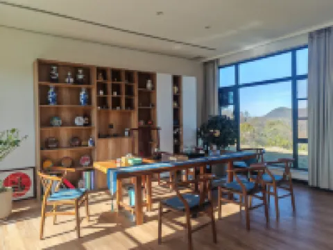 Youshan Xiaozhu Homestay