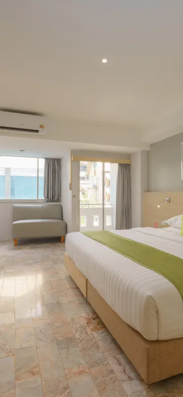 ห้องดีลักซ์ เตียงใหญ่ 1 เตียง