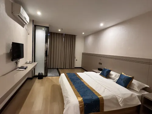 Hengxian Huashi Baijie Hotel Hotels in Hengzhou