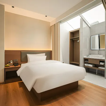 Mile Shiyue Boya Hot Spring Hotel ((Huquan Ecological Garden Huquan Banshan Hot Spring Shop))