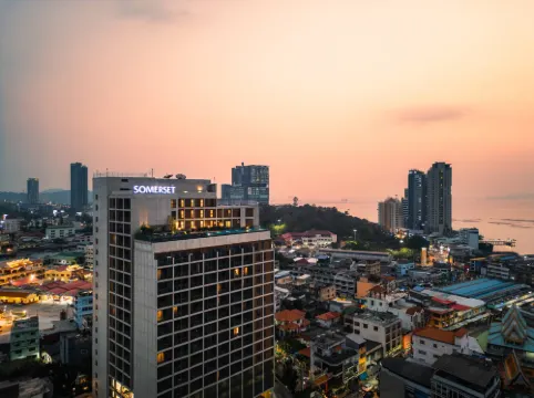 ซัมเมอร์เซ็ท ฮาร์เบอร์วิว ศรีราชา - ที่มีที่จอดรถ