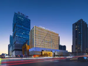 Dandong Wanda Plaza An Dong Old Street Atour Hotel