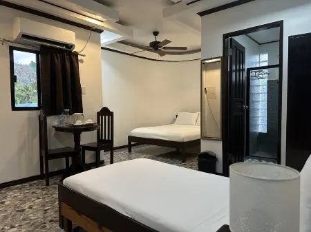 Hotel Oasis Port Barton