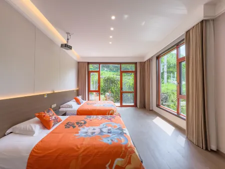 Tea Fragrance Garden (Guniujiang Scenic Spot Store) Отели рядом с достопримечательностью «Peng Lai Xian Dong»