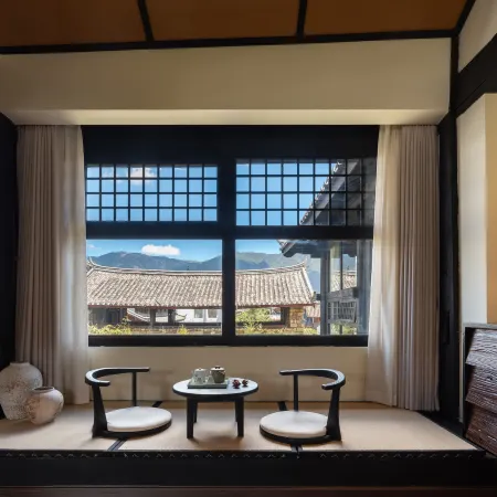 360°Sunlit Golden Mountains Wabi-Sabi Aesthetic Mountain Hot Spring Inn(Baisha Ancient Town Branch)