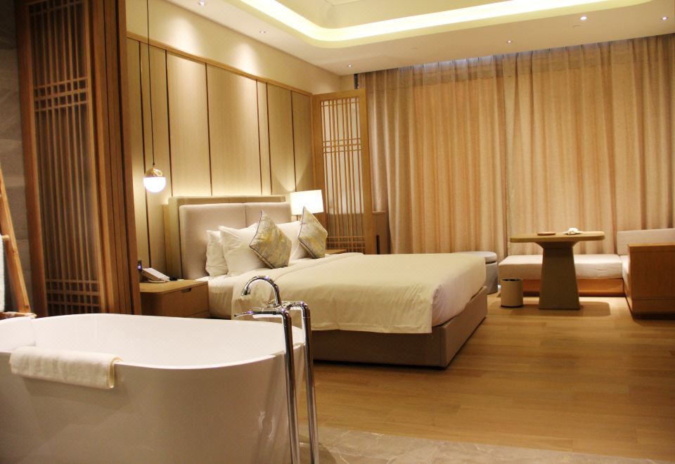 Brigh Radiance Garden HotelHotel Overview