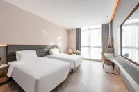 PALACE HOTELS（Beijing Beiqing Road Super Heshenghui） Hotels near Baizihui Family Fun Park