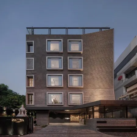 Passa Hotel Bangkok Отели рядом с достопримечательностью «Христианская школа Св.Иосифа»