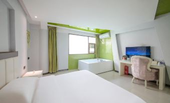 Wan'ai Theme Hotel (Wuhou Temple Shuadu Pedestrian Street)