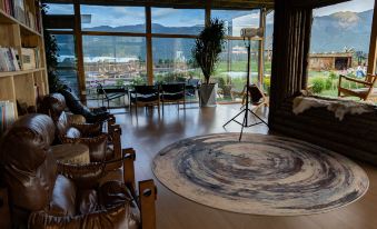 Liuchuan Space Cabin Homestay