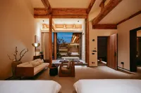 VANA FanHua | Wabi-Sabi Style · Natural Hot Spring · Vacation Apartment (Xinzhou Ancient City)
