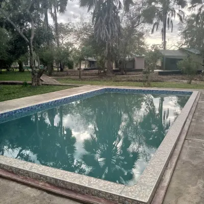 Royal South Luangwa Safaris Lodge Hotels in Mambwe