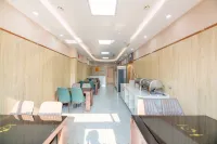 7 Days Hotel (Zaoqiang Middle School Branch) - Parkplatz