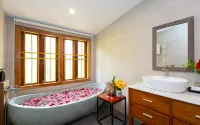 Beng Mealea Lodge Hotels in Svay Leu