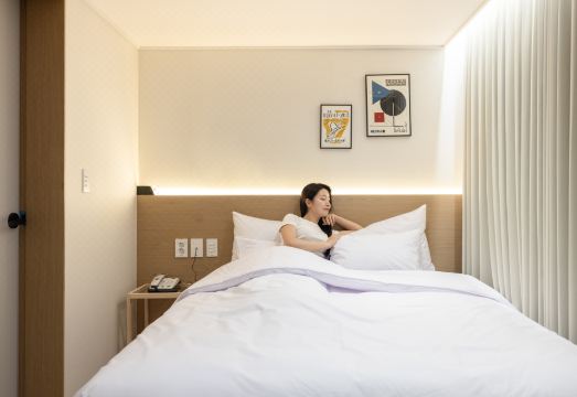 프롬에이치 어스 호텔 객실 예시