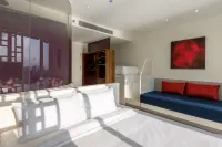 Wink Danang Centre, Unscripted by Hyatt - 24 hours stay - pet friendly