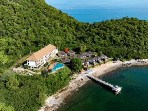 西昌島諾富特飯店 Ko Si Chang Island附近的飯店