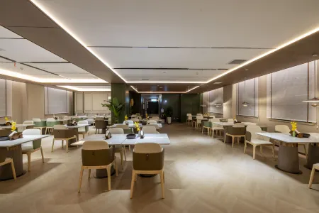 Meihao Lizhi Hotel (Yili Yining Shanghai City Six Star Street Scenic Area Branch) Отели рядом с достопримечательностью «Yili Old Town Cultural Tourism Zone»