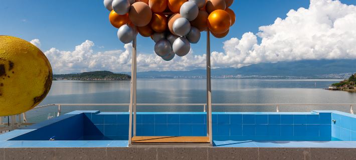 The Second Power of Poetry · Poem ² | Designer of Endless Swimming Pool, Sea View Resort Homestay Hotel di Dali