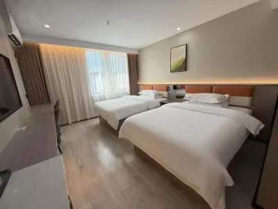 Shangjia Hotel (Chizhou Vocational Technical College RT-Mart)