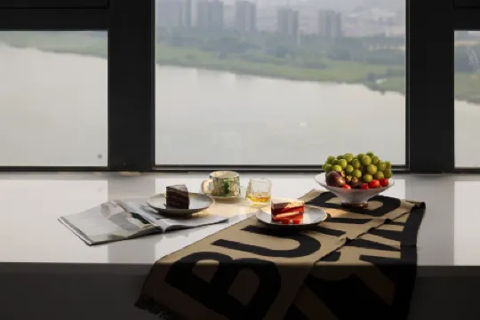 FUNGEE X Hotel (Xiangjiang Middle Road, Bishahu (Youth Square) Station, Changsha) Отели рядом с достопримечательностью «Shici Stele»