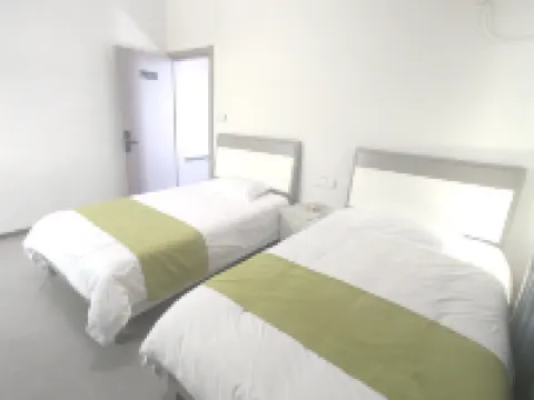 Hejia Xiaoyuan Chinese Inn