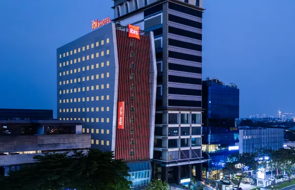 宜必思加丁塞爾彭酒店