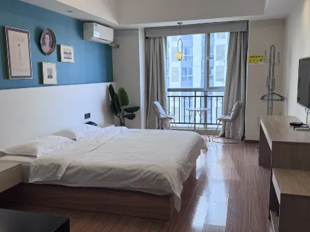 Xiaozhu·Wuta Smart Hotel。 Отели рядом с достопримечательностью «Southwest Jiaotong University Chengdu Railways Bureau Correspondence Teaching Station Neijiang Teaching Section»