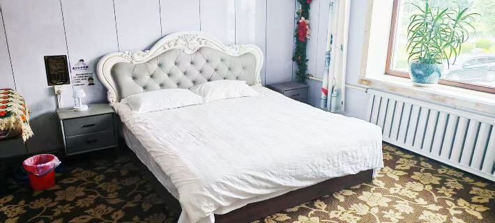 Jinfulai Hotel 塔河のホテル