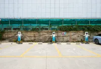 STILL Hotel (Quanzhou Luojiang Strait Sports Center Branch) - Bãi đậu xe