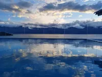 Zehaiju Seaview Resort Hotel (Erhai Branch, Dali) - Pools