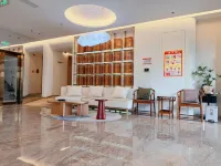 Kaiying City Hotel (Suzhou North High-Speed Railway Station Wuyue Plaza)