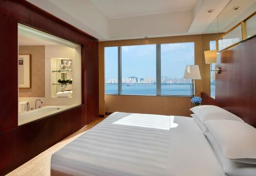 팬 퍼시픽 샤먼 내부